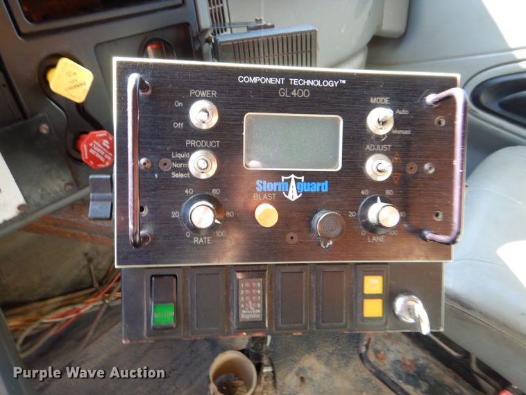 image for item DM1362 2004 International WorkStar 7400  dump truck