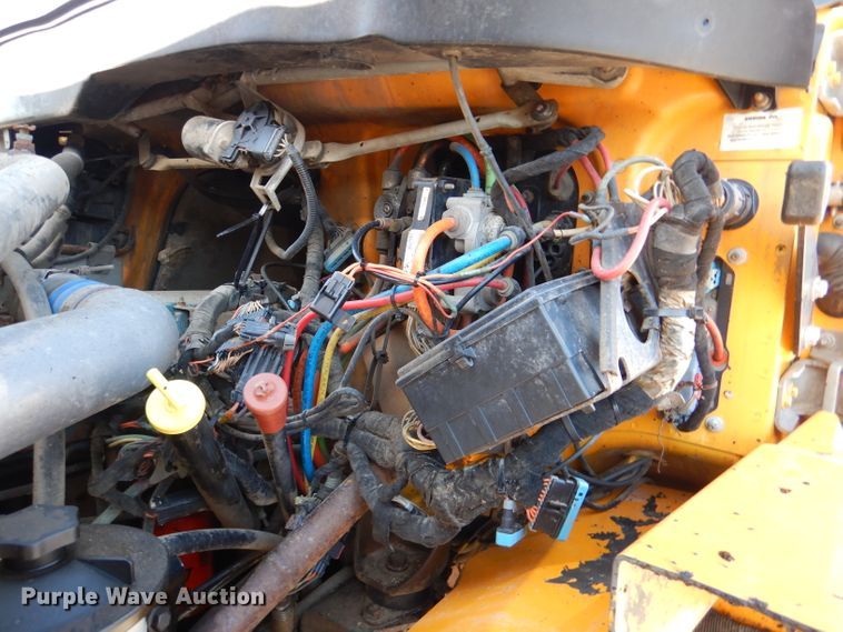 image for item DM1362 2004 International WorkStar 7400  dump truck