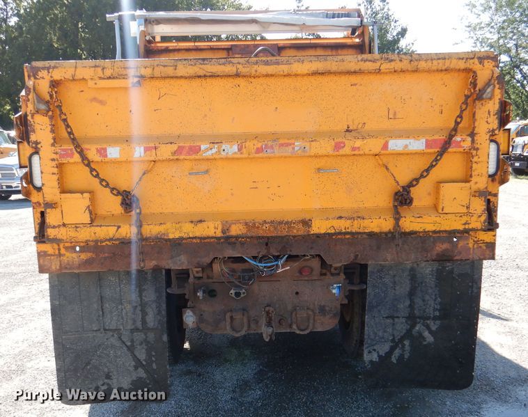 image for item DM1363 2002 International 4900 Crew Cab dump truck
