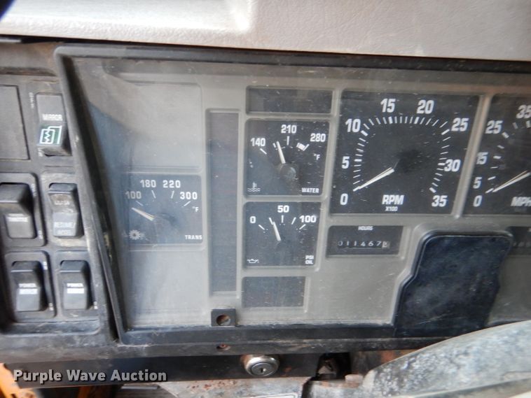 image for item DM1364 2002 International 2554  dump truck