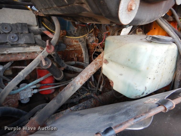 image for item DM1364 2002 International 2554  dump truck