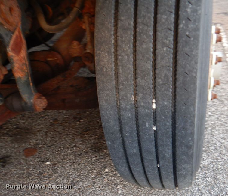 image for item DM1364 2002 International 2554  dump truck