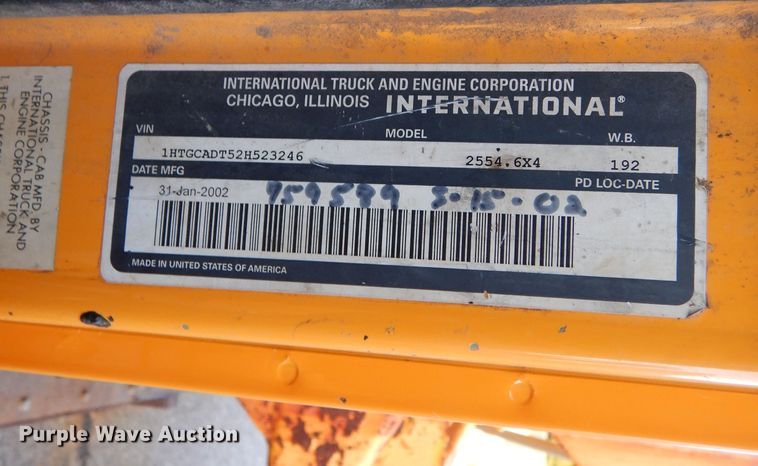 image for item DM1364 2002 International 2554  dump truck