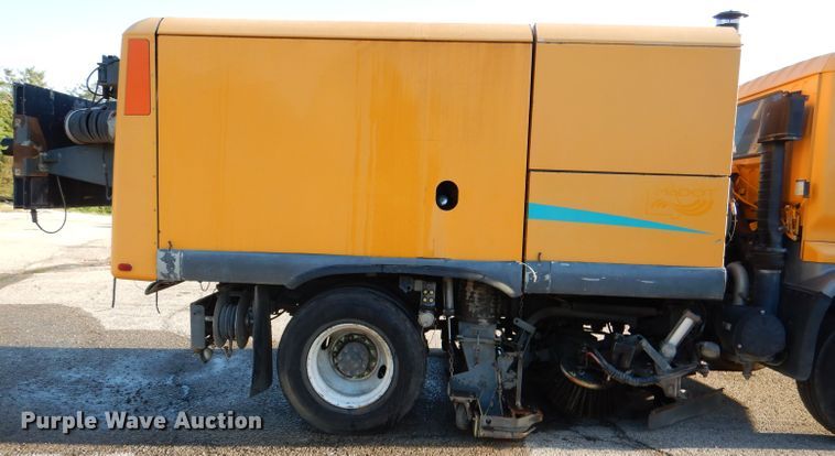 image for item DM1365 1998 GMC C7500  street sweeper truck