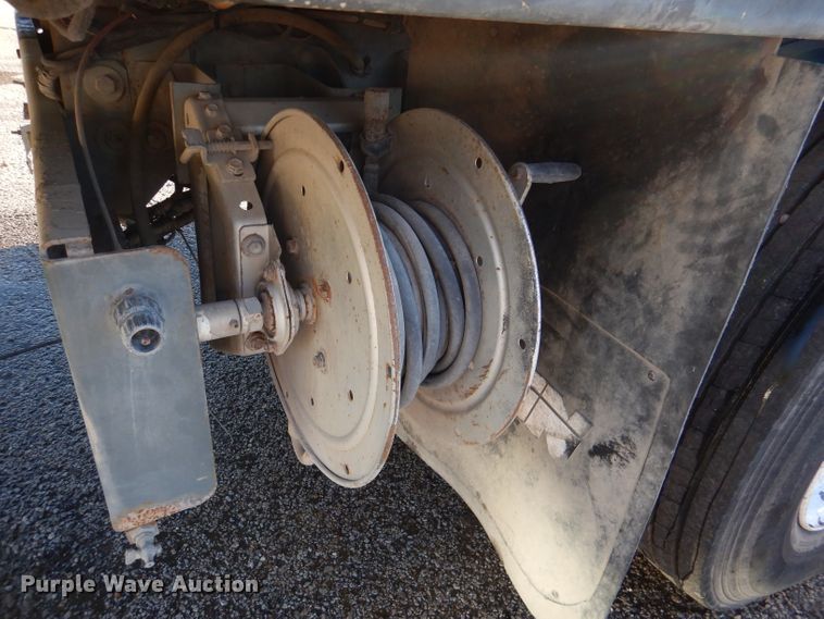 image for item DM1365 1998 GMC C7500  street sweeper truck