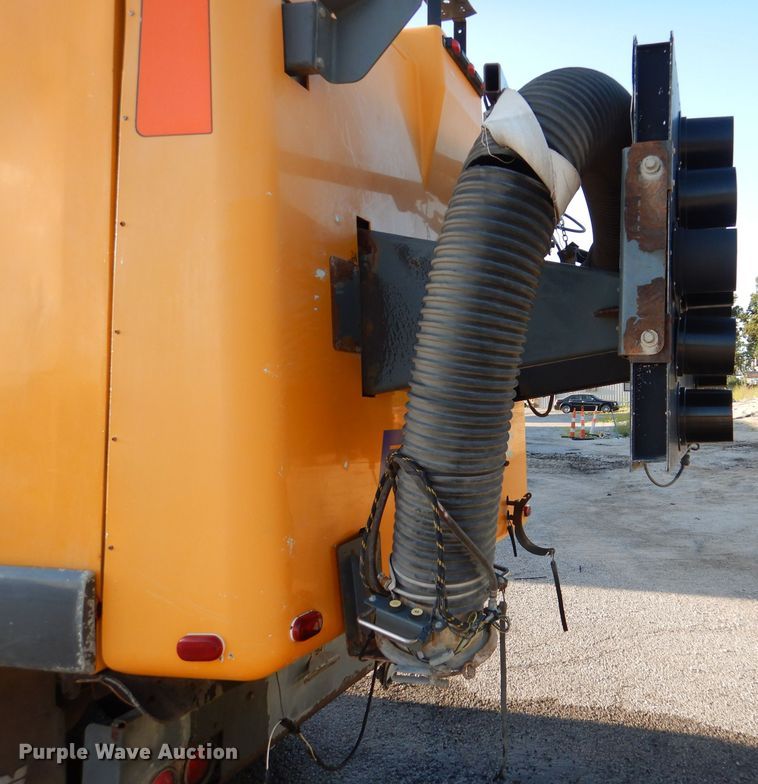 image for item DM1365 1998 GMC C7500  street sweeper truck