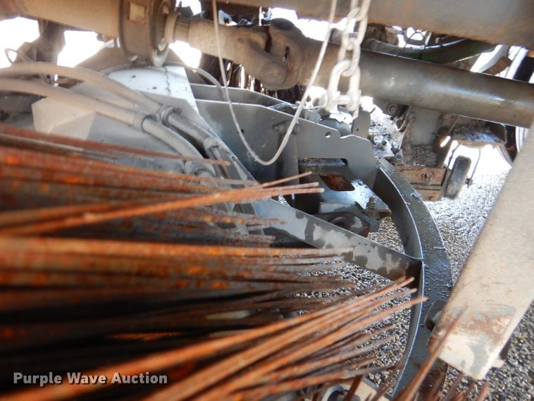 image for item DM1365 1998 GMC C7500  street sweeper truck