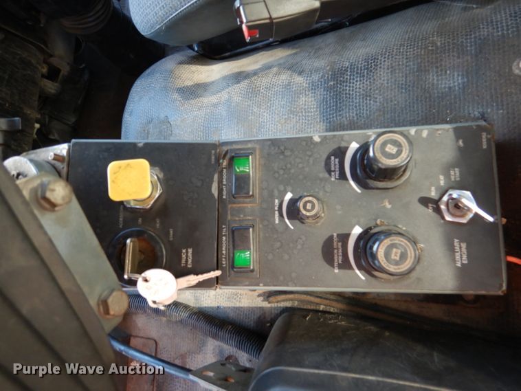 image for item DM1365 1998 GMC C7500  street sweeper truck