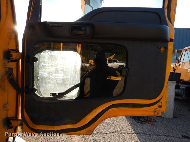 image for item DM1365 1998 GMC C7500  street sweeper truck