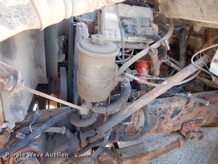 image for item DM1366 2002 International 2554  dump truck