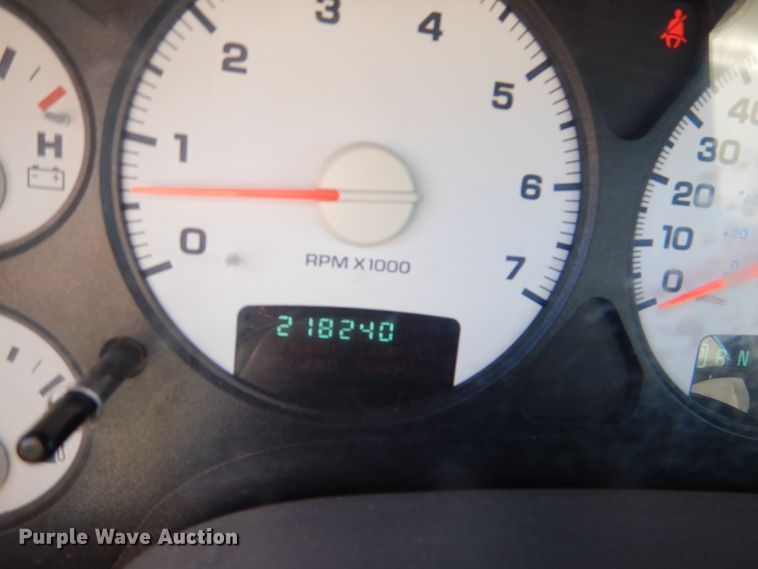 image for item DM1369 2004 Dodge Ram 1500  pickup truck