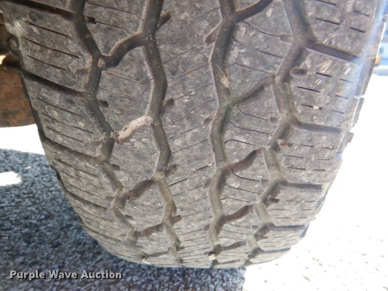 image for item DM1369 2004 Dodge Ram 1500  pickup truck