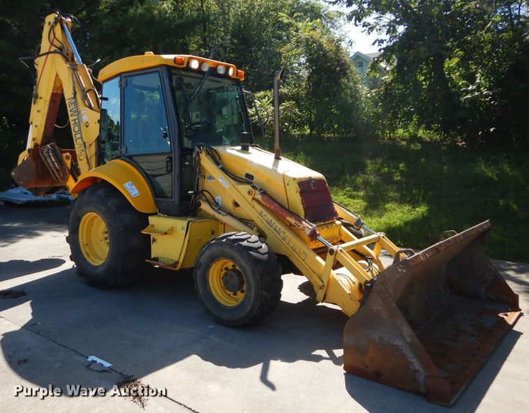 image for item DM1370 2005 New Holland LB90B  backhoe