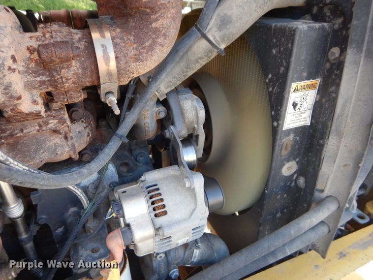 image for item DM1370 2005 New Holland LB90B  backhoe