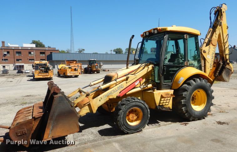 image for item DM1371 2006 New Holland LB90B  backhoe