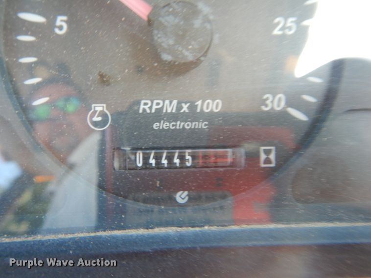 image for item DM1371 2006 New Holland LB90B  backhoe