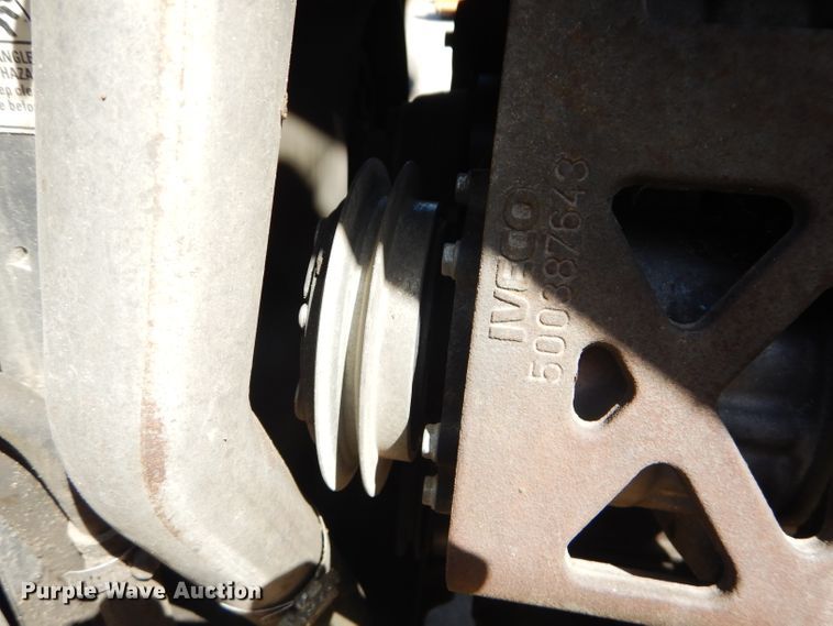 image for item DM1371 2006 New Holland LB90B  backhoe