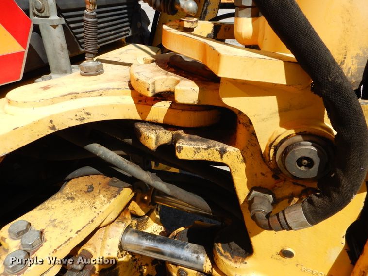 image for item DM1371 2006 New Holland LB90B  backhoe