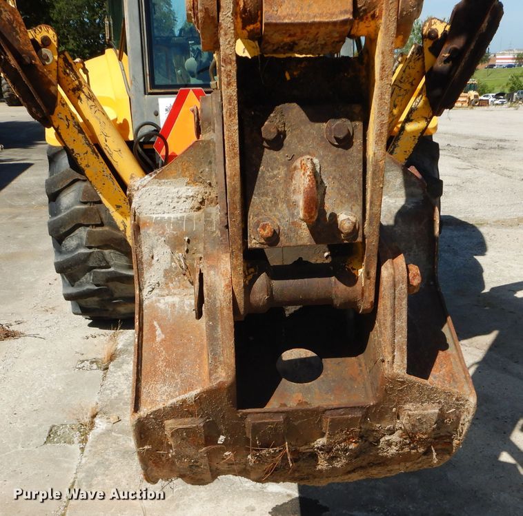 image for item DM1371 2006 New Holland LB90B  backhoe