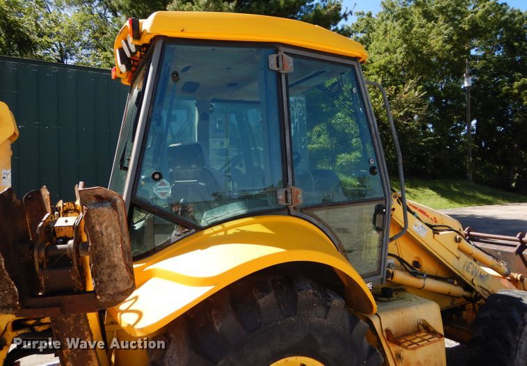 image for item DM1371 2006 New Holland LB90B  backhoe