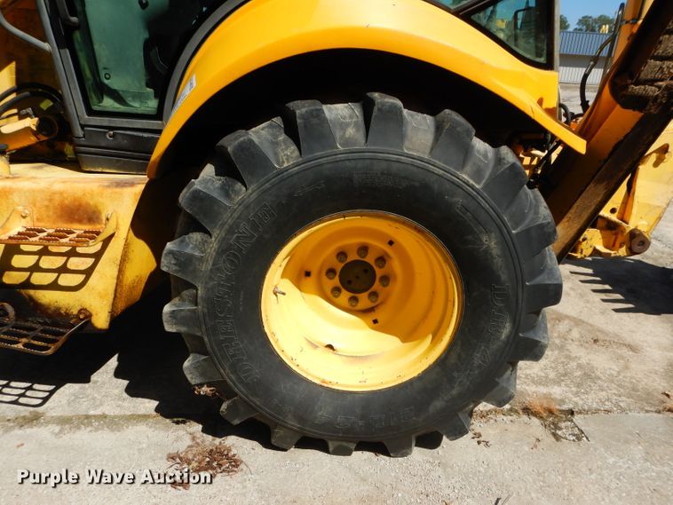 image for item DM1371 2006 New Holland LB90B  backhoe