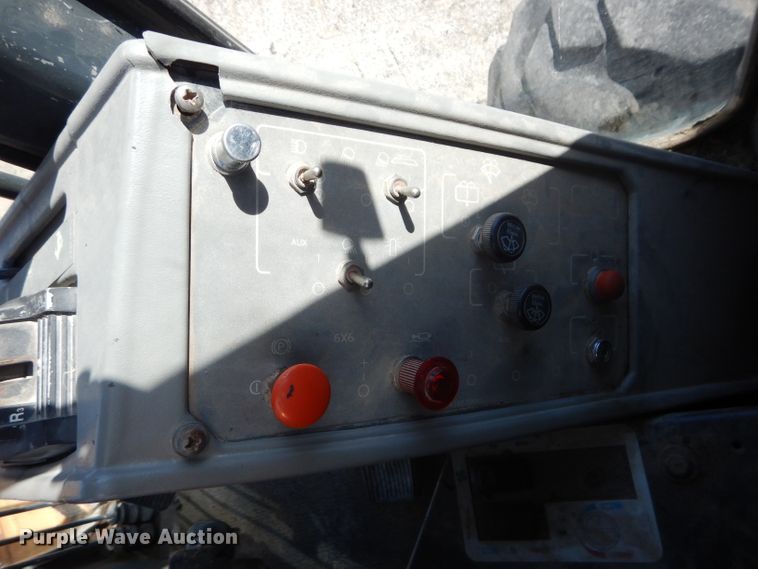 image for item DM1372 1995 Galion 850  motor grader