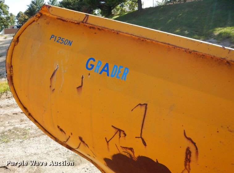 image for item DM1372 1995 Galion 850  motor grader