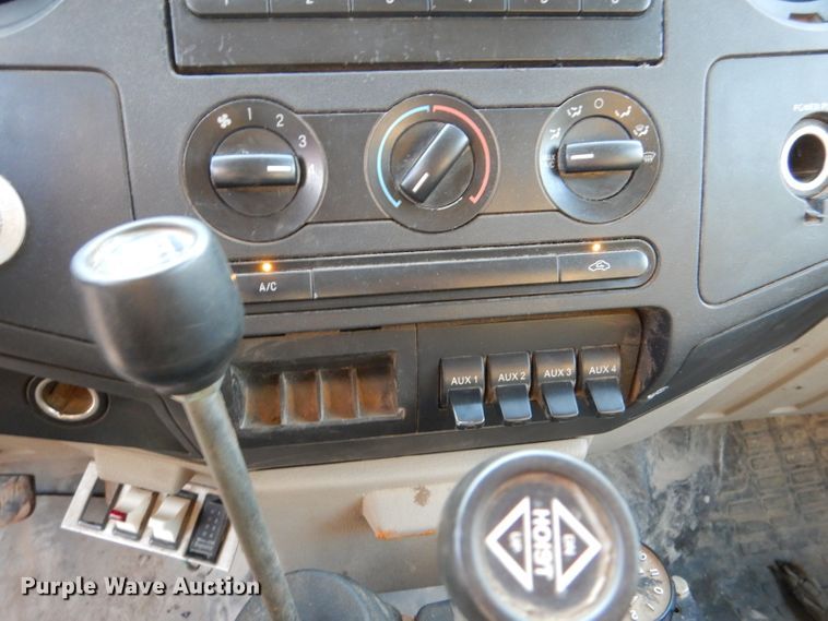 image for item DM1373 2008 Ford F550 Super Duty XL  dump truck