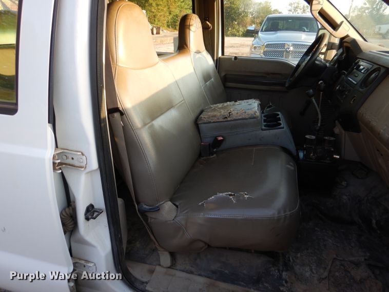 image for item DM1373 2008 Ford F550 Super Duty XL  dump truck