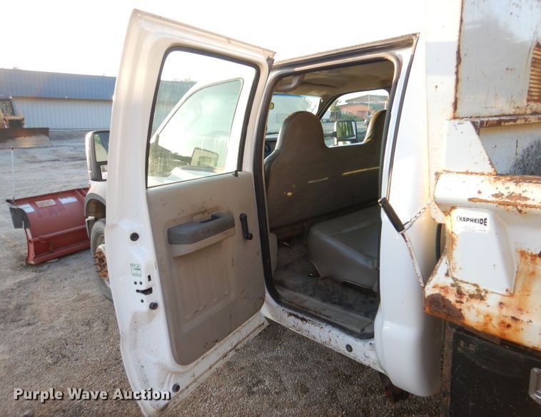 image for item DM1373 2008 Ford F550 Super Duty XL  dump truck
