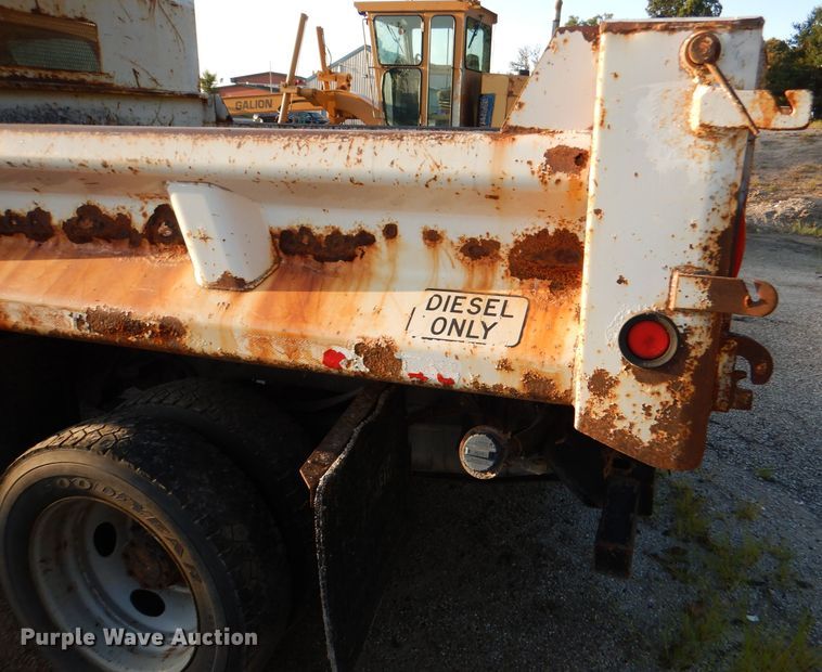 image for item DM1373 2008 Ford F550 Super Duty XL  dump truck