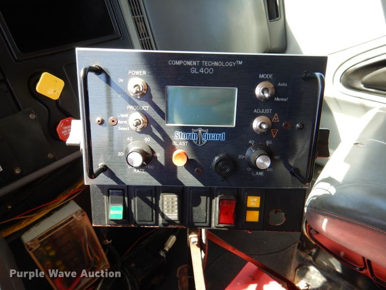 image for item DM1374 2004 International WorkStar 7400  Crew Cab dump truck