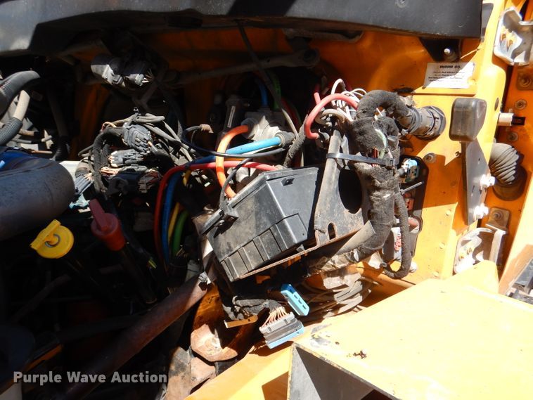 image for item DM1374 2004 International WorkStar 7400  Crew Cab dump truck