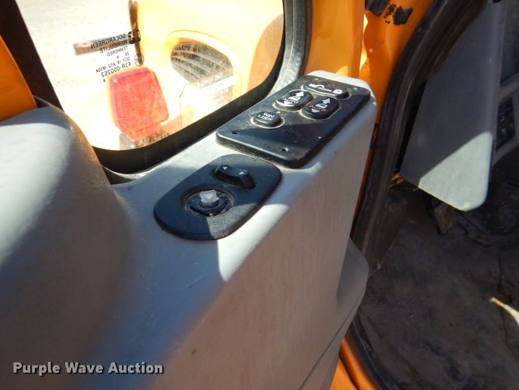 image for item DM1376 2005 International WorkStar 7400  dump truck