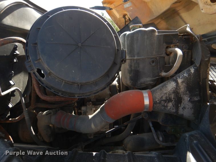 image for item DM1376 2005 International WorkStar 7400  dump truck