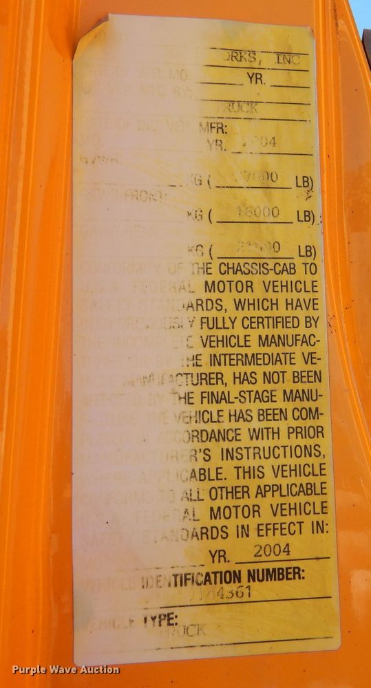 image for item DM1376 2005 International WorkStar 7400  dump truck