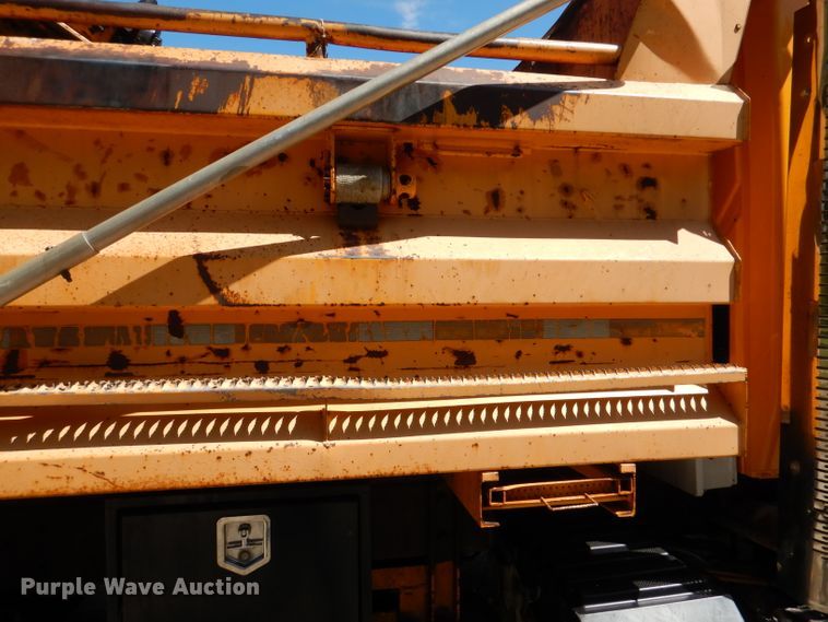 image for item DM1379 2004 International WorkStar 7500  dump truck