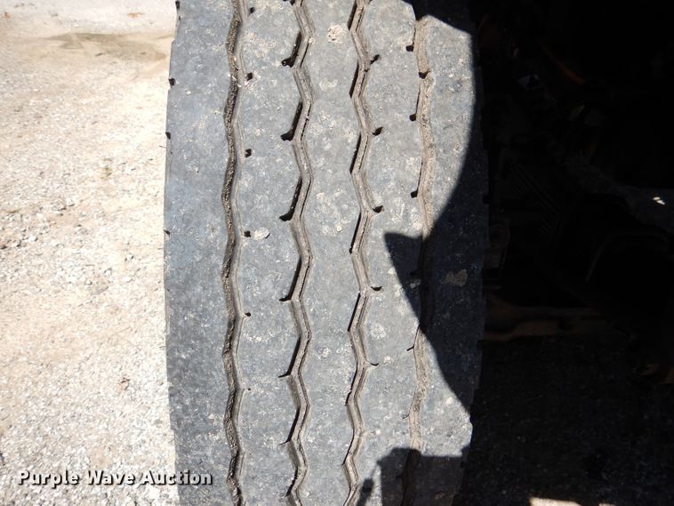 image for item DM1379 2004 International WorkStar 7500  dump truck