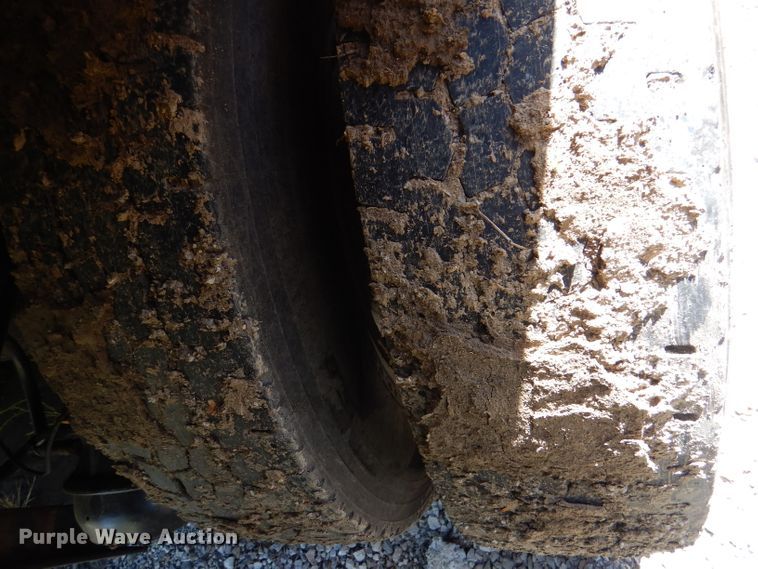 image for item DM1379 2004 International WorkStar 7500  dump truck