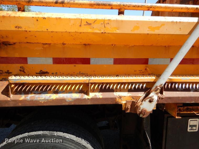 image for item DM1380 2004 International WorkStar 7400  Crew Cab dump truck