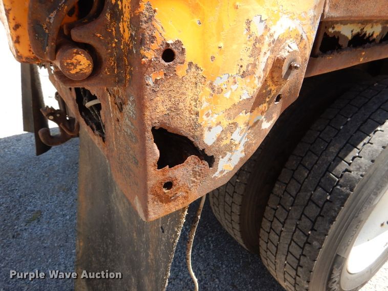 image for item DM1380 2004 International WorkStar 7400  Crew Cab dump truck