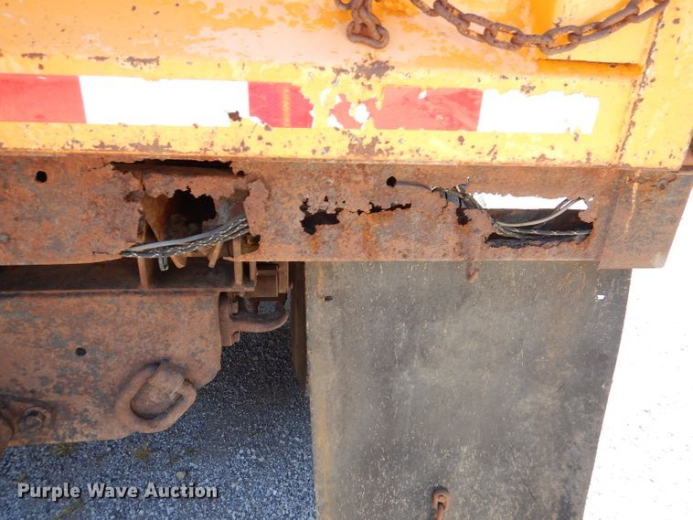 image for item DM1380 2004 International WorkStar 7400  Crew Cab dump truck