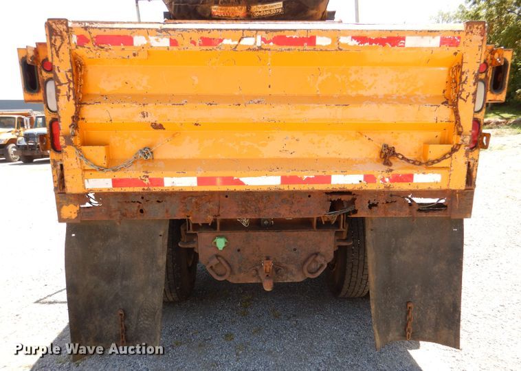 image for item DM1380 2004 International WorkStar 7400  Crew Cab dump truck