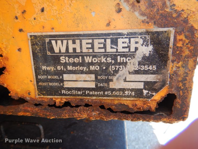 image for item DM1380 2004 International WorkStar 7400  Crew Cab dump truck