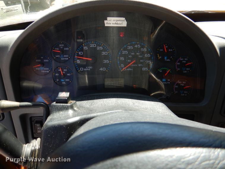 image for item DM1380 2004 International WorkStar 7400  Crew Cab dump truck