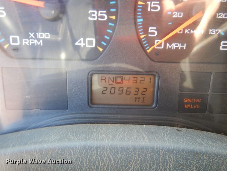 image for item DM1380 2004 International WorkStar 7400  Crew Cab dump truck