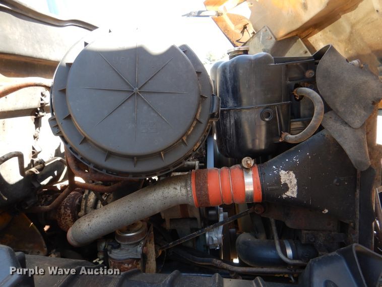 image for item DM1380 2004 International WorkStar 7400  Crew Cab dump truck