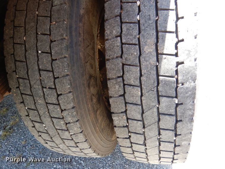 image for item DM1380 2004 International WorkStar 7400  Crew Cab dump truck