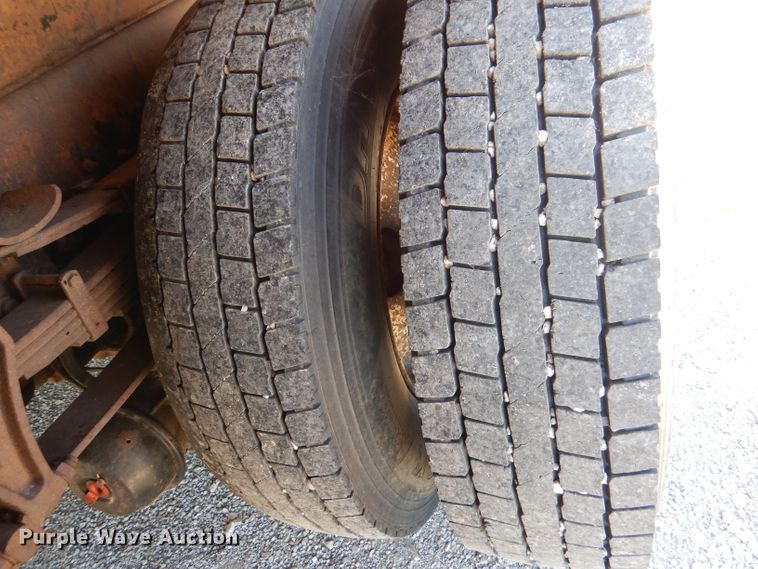 image for item DM1380 2004 International WorkStar 7400  Crew Cab dump truck