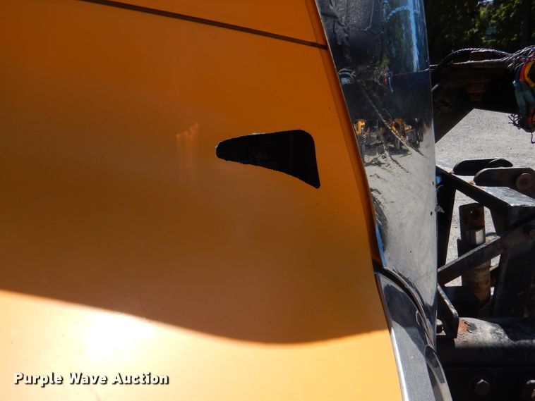 image for item DM1383 2005 International WorkStar 7400  dump truck